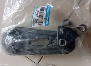 rear engine mounting mazda demio dj de dy dw mazda verisa d651-39-040
