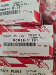 spark plugs Prado j150 landcruiser 200 series v8 Lexus 90919 01191 sk20hr11