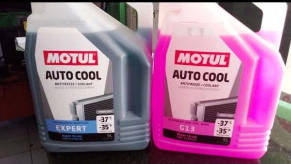 Radiator coolant G13 motul auto cool vw and audi car parts