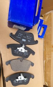 Volvo brake pads genuine model XC70 XC60 V40 XC90 V70 front brake pad 30793540