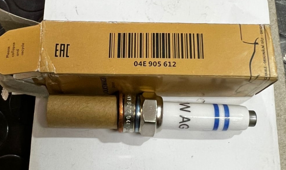 Spark plugs VW Golf MK7 MK8 Audi A6 A7 04E905601