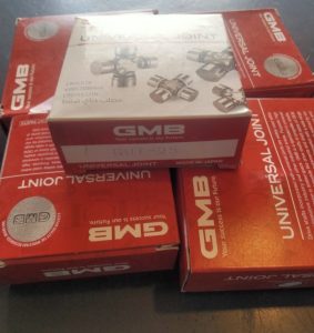 universal Joint Vigo GMB gut25 04371-04010 U joint Hilux surf Vigo Landcruiser 