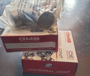 universal joint Prado 120 Fortuner GMB GUT21 04371-35021crown fj cruiser Lexus lx570 lx470